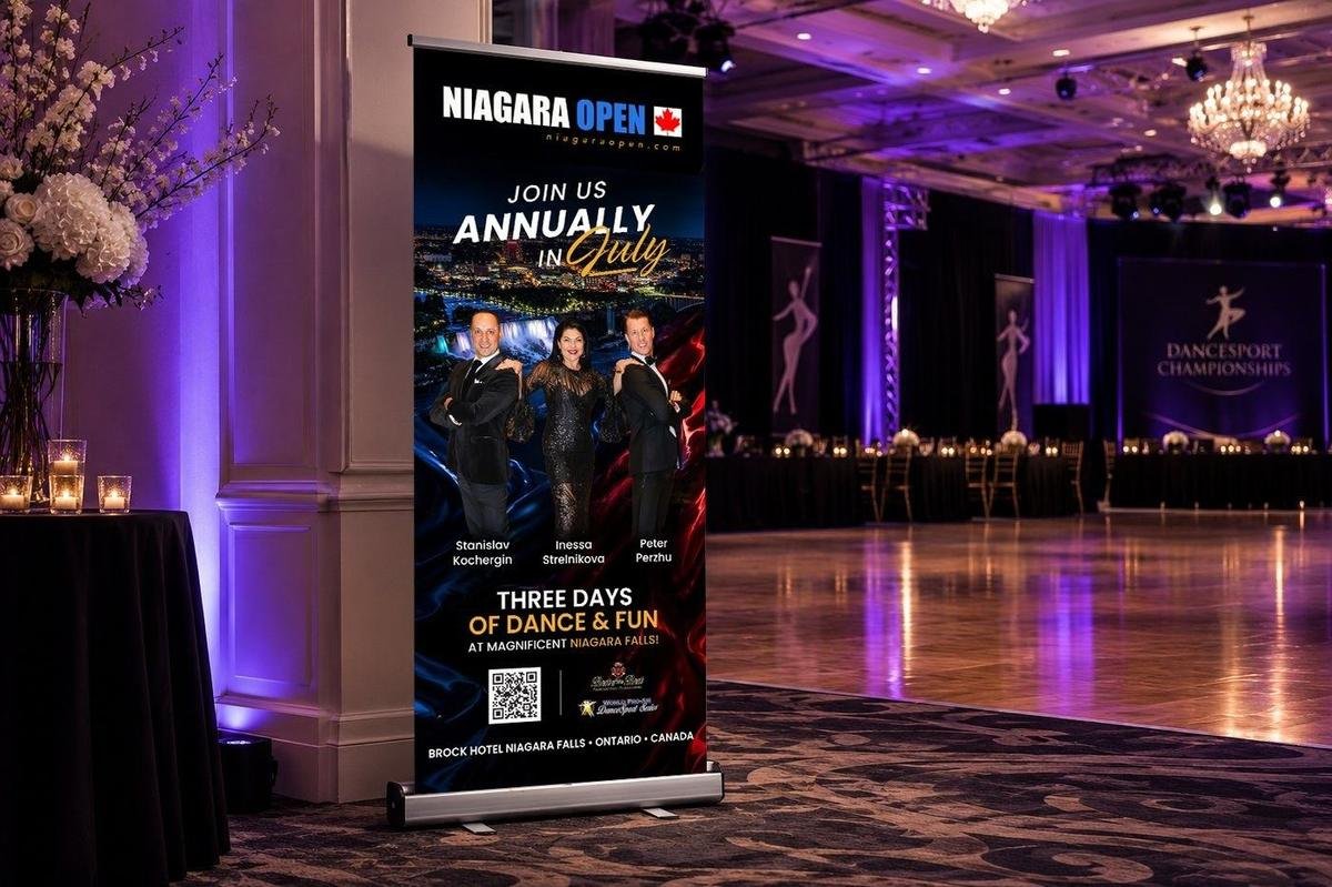 Retractable banner displays for events